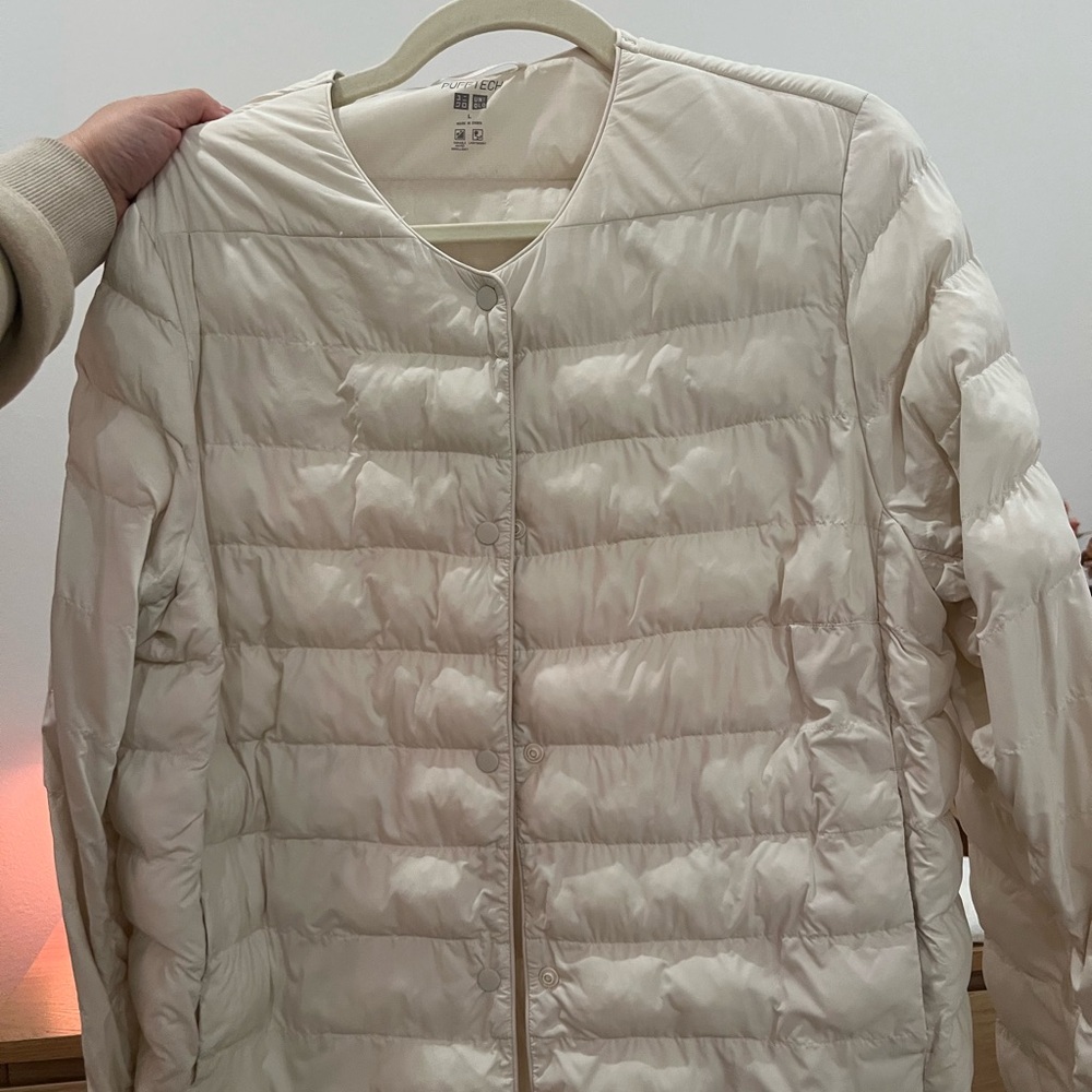 Uniqlo Women's Cream PUFFERTECH Jacket - Picture 6 of 6